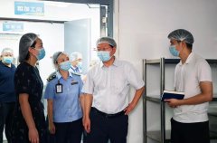 连系当前正的中小